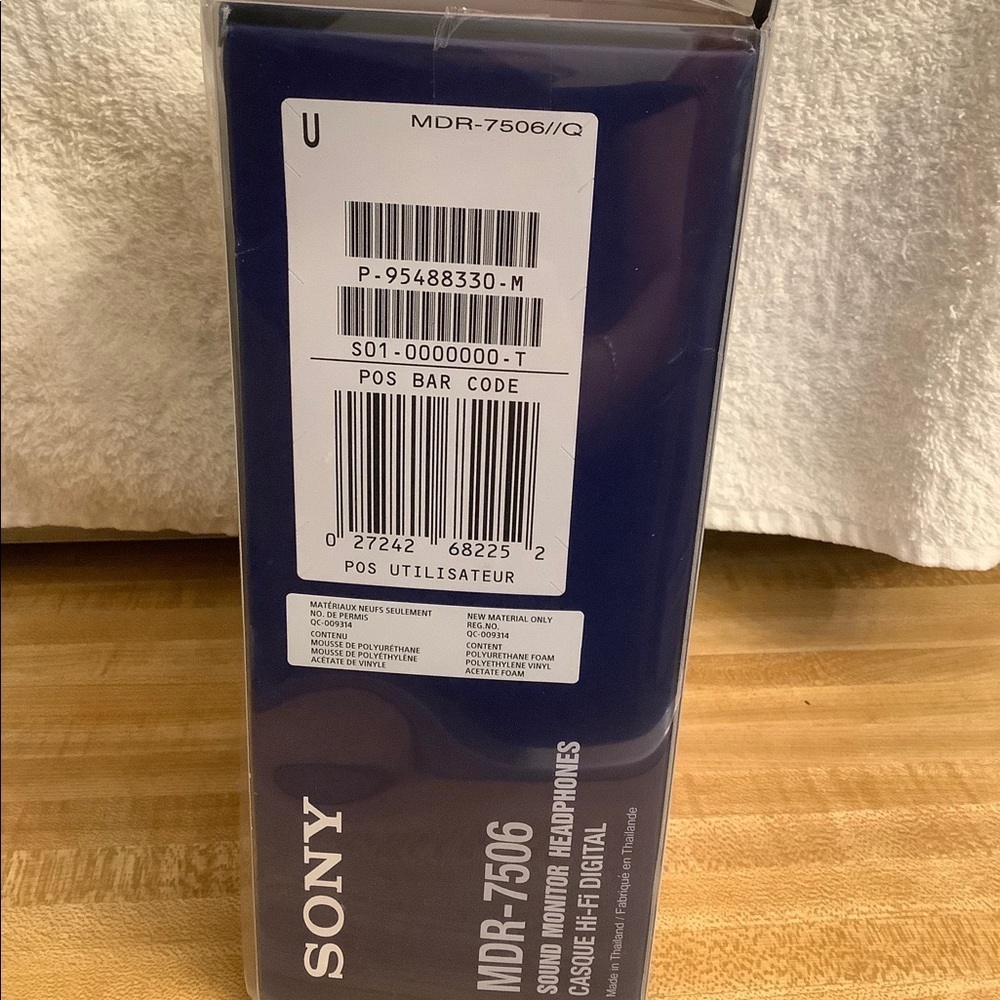 Sony Professional MDR-7506 Sound Monitor Headphones - Picture 7 of 8